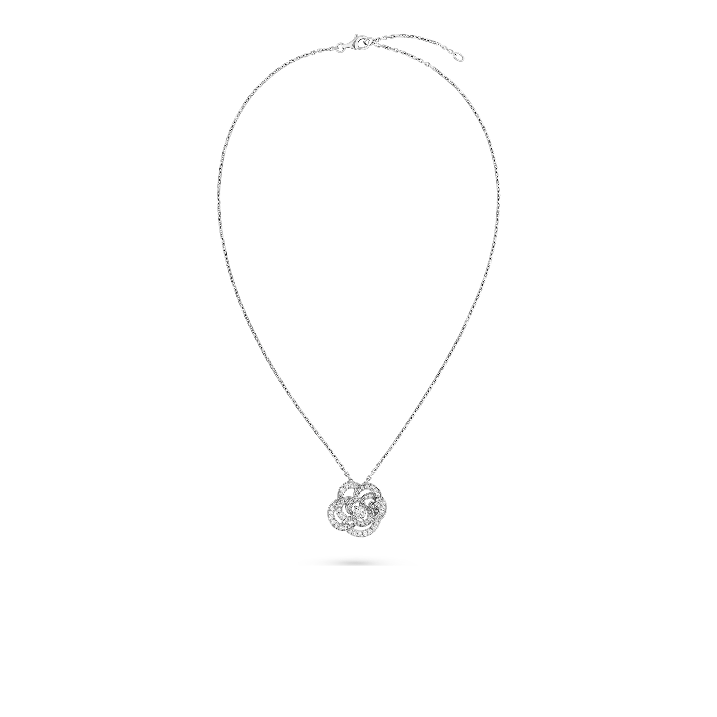 Ch*el fil de camÉlia necklace j2530
